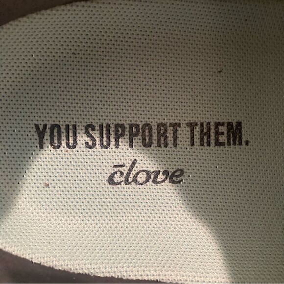 NWOB Clove Limited Edition Sneaker in Aqua Blue Size 9.5 - Picture 10 of 13